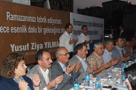 ak-parti’den-5-bin-kisiye-iftar…7.jpg