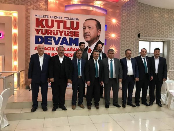 ak-parti-ayvacik’ta-kongre-tamam-1.jpg