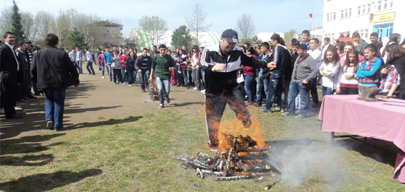 cal’da-21-mart-nevruz-bayramini-kutladi-(3).jpg