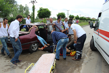 carsamba’da-trafik-kazasi-(3).jpg