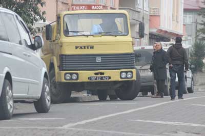 carsambada-kacak-mazot-operasyonu-2-kisi-gozaltina-alindi...jpg