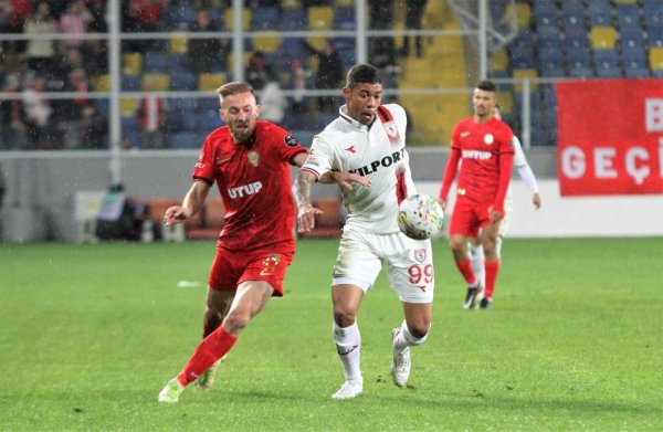 genclerbirligi-0---samsunspor-1----(3).jpg