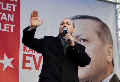 icisleri-bakani-soylu-“mevcut-sistem-babayla-oglu-birbirine-dusurur”.jpg