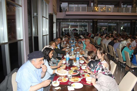 kaymakamlik-iftar2.20130801102541.jpg