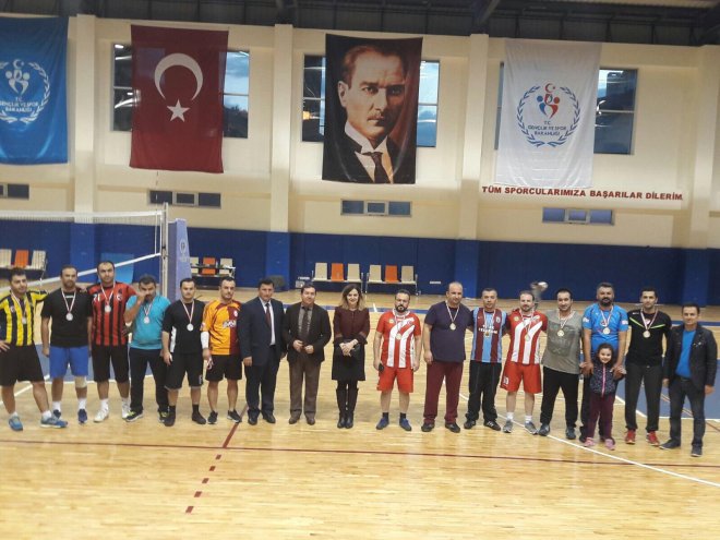 muslubey-voleybol’da-sampiyon2.jpg