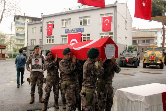 ozel-harekat-polisi’ne-samsun’da-toren.jpg