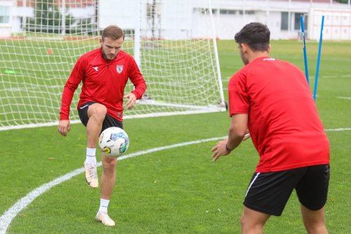 samsunspor’da-sakat-futbolcularin-durumu-belli-oldu-(2).jpg