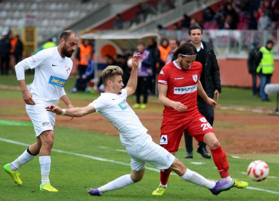 samsunspor-3-golle-guldu-(3).jpg