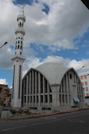 tanriverdi-camii-buyuleyecek-(1).jpg