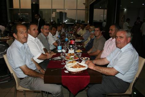 yagci-ismet-tarim-market-ciftcilerle-iftarda-bulustu1-(3).jpg